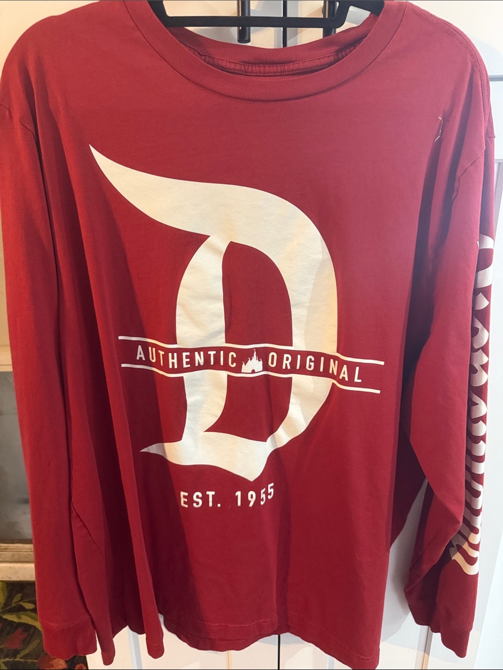 Disneyland Men's 3XL Red Long Sleeve Graphic Tee with White Resort Script